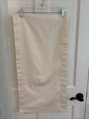 Pottery Barn Cream NWOT Cream 100% Cotton Table Runner 16” X 126”